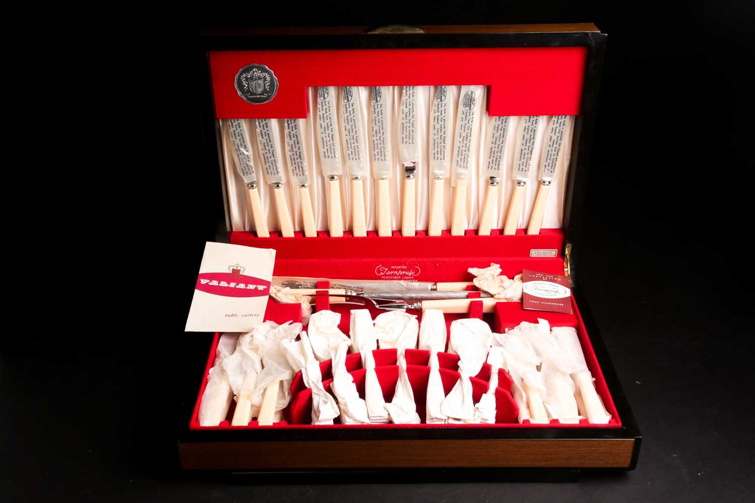 Lot 598 - A Priestley & Moore Ltd canteen of silver...