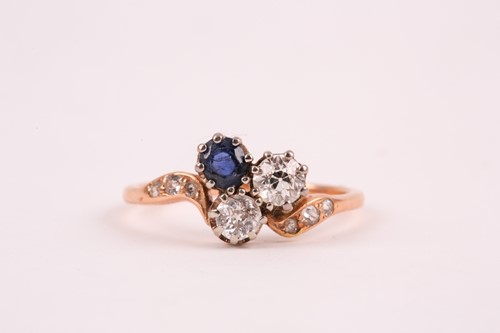 Lot 80 - An early 20th century diamond and sapphire...
