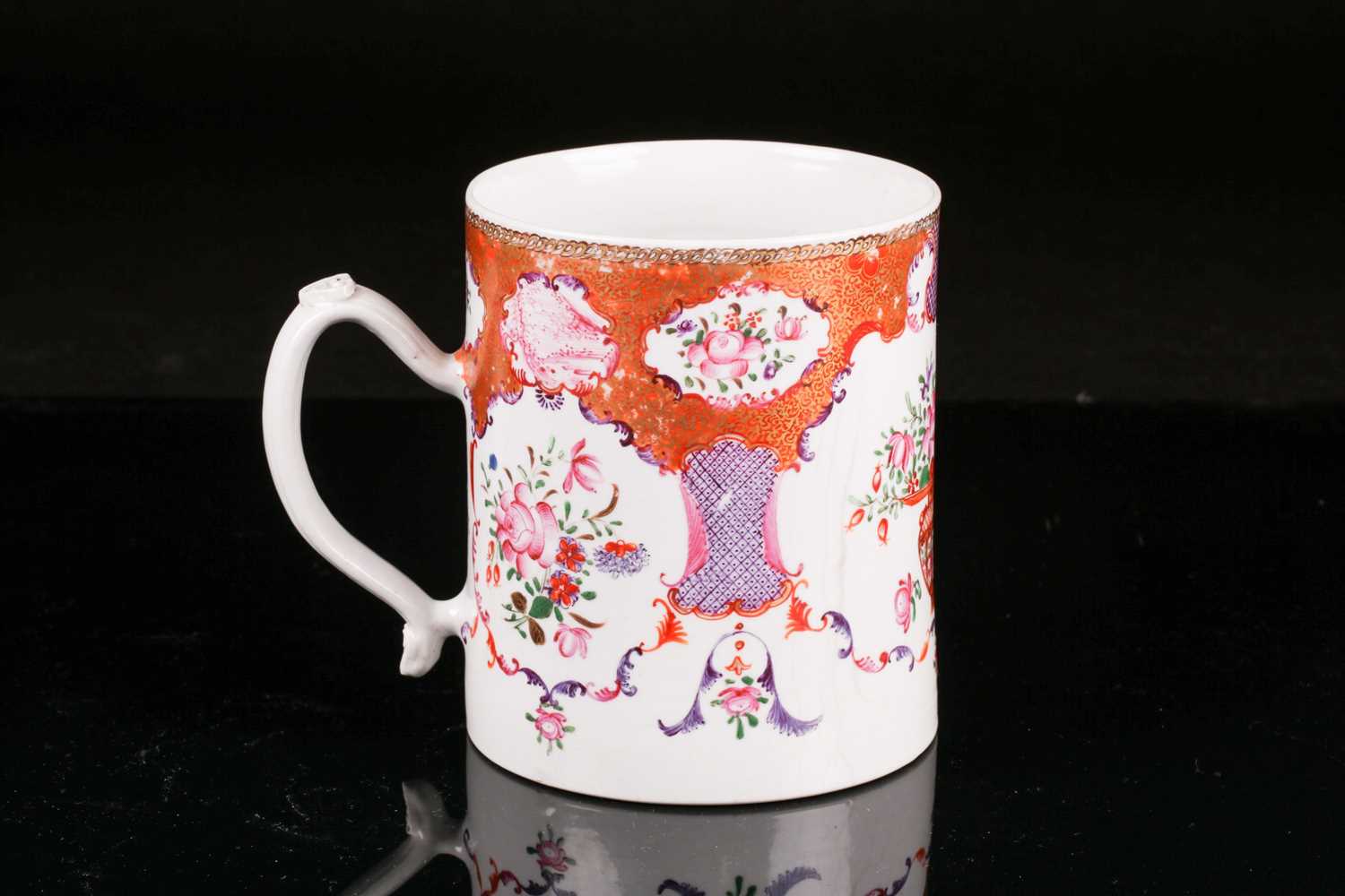 Lot 122 - A Chinese Qianlong, famille rose porcelain ale...