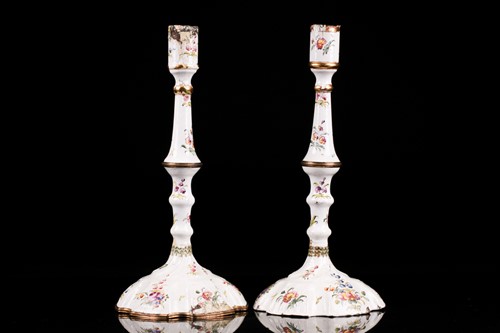 Lot 379 - A pair of 18th century Bilston or Battersea...