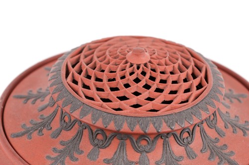 Lot 445 - An early 19th century Spode "Rosso Antico"...
