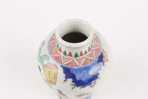 Lot 147 - A Chinese wucai vase, Shunzi, mid 17th century,...