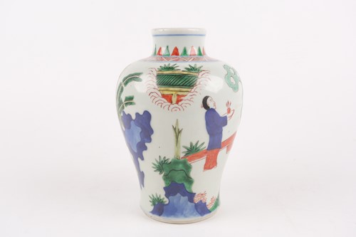 Lot 147 - A Chinese wucai vase, Shunzi, mid 17th century,...