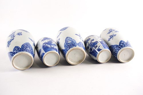Lot 167 - Two pairs of Chinese blue & white jars, and a...