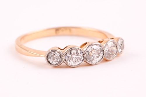 Lot 367 - An 18ct yellow gold and diamond ring, set with...