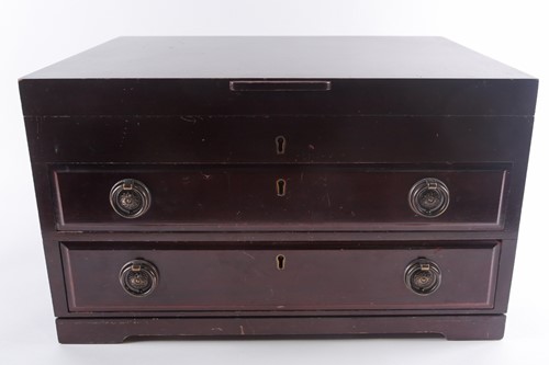 Lot 499 - A mahogany canteen of silver plated Kings...