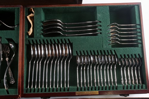 Lot 499 - A mahogany canteen of silver plated Kings...