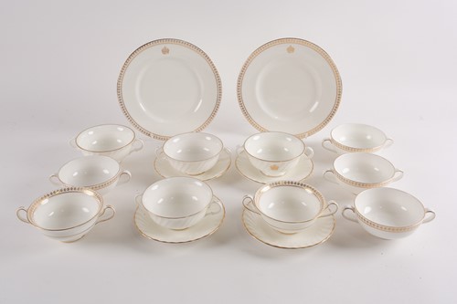 Lot 477 - A quantity of Mintons porcelain to include...