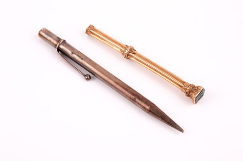 Lot 339 - A Victorian telescopic pencil by S. Mordan and...