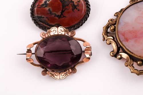 Lot 40 - A group of five various 19th-century brooches,...