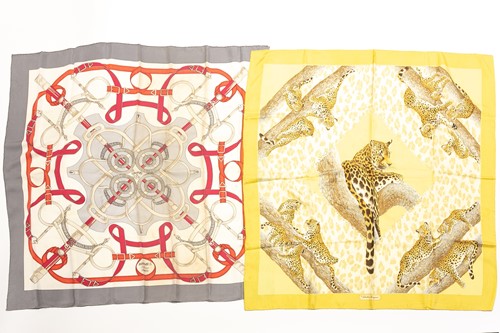 Lot 419 - A Hermes 'Eperon D'Or' silk scarve, in...