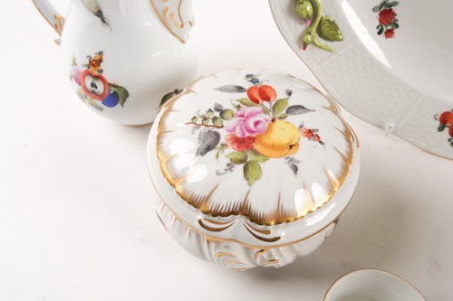 Lot 378 - Six items of Herend porcelain, variously...