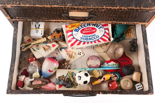 Lot 182 - The contents of the guest lavatory (Box 5),...