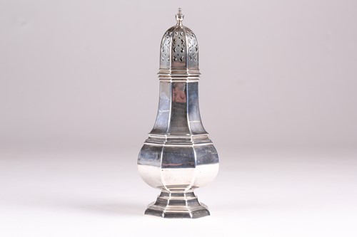 Lot 576 - A silver sugar caster, Sheffield 1924 by...