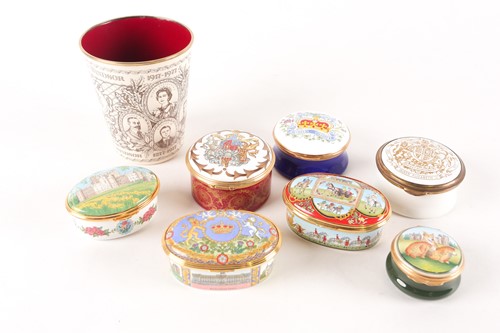 Lot 500 - A group of late 20th-century enamel / Bilston...