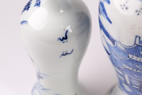 Lot 142 - A group of Chinese blue & white porcelain...