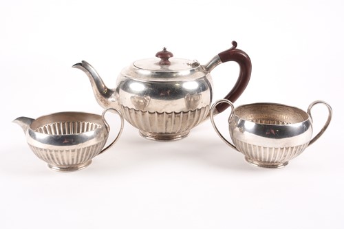 Lot 540 - A mid 20th century Sheffield silver...