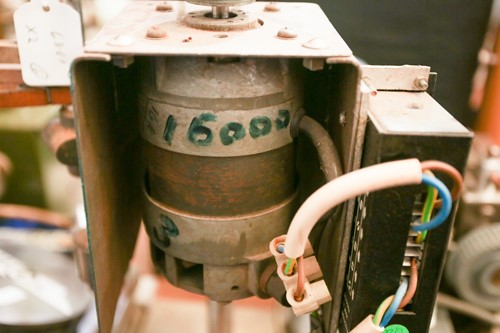 Lot 277 - A vintage clockmakers wheel/ gear cutting mill...