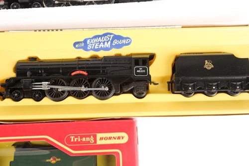Lot 241 - Triang Hornby: a boxed Triang R346 Stephensons...