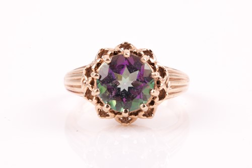 Lot 321 - A 9ct yellow gold and mystic topaz single...