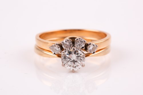 Lot 402 - An 18ct yellow gold and solitaire diamond ring,...