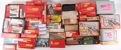 Lot 251 - A large collection of model railway track and...