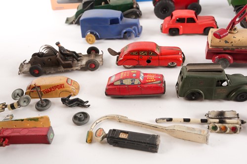 Lot 259 - Triang Minic - a Vauxhall Victor, 1/20 scale...
