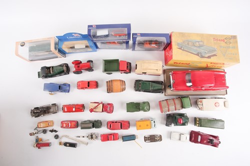 Lot 259 - Triang Minic - a Vauxhall Victor, 1/20 scale...
