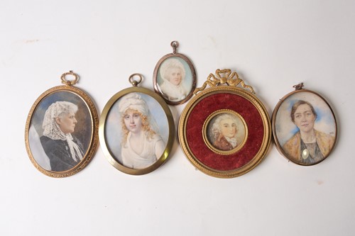 Lot 425 - An 18th century portrait miniature on ivory,...