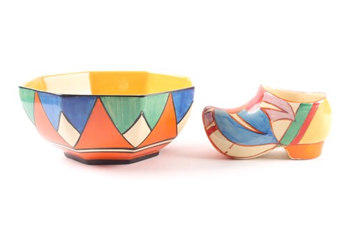 Lot 227 - A Clarice Cliff Bizarre octagonal pottery bowl,...