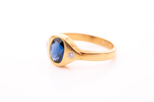 Lot 134 - An 18ct yellow gold, sapphire, and diamond...
