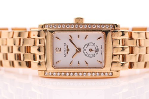 Lot 541 - A ladies 18ct yellow gold and diamond Longines...