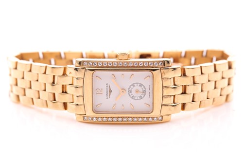 Lot 541 - A ladies 18ct yellow gold and diamond Longines...