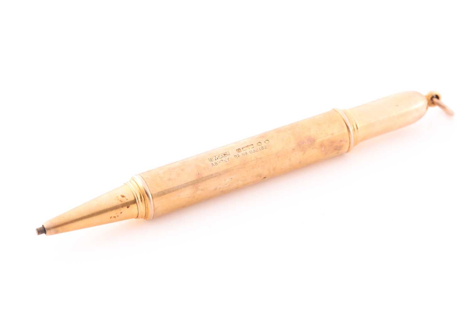 Lot 384 - A 9ct yellow gold cased pencil by Samson &...