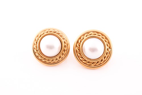 Lot 365 - A pair of 18ct yellow gold and Mabe pearl...