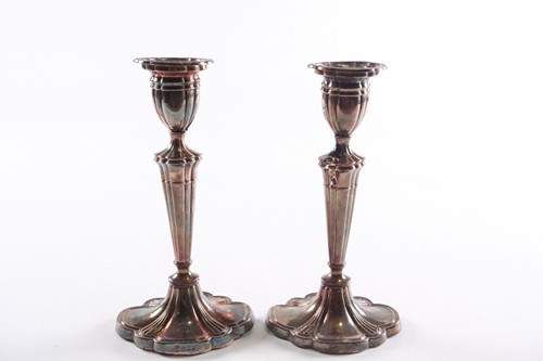 Lot 461 - A pair of silver candlesticks; Sheffield 1989...