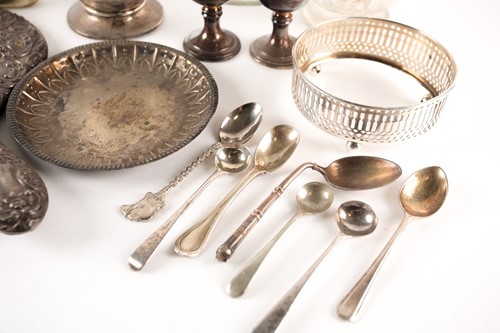 Lot 420 - A small collection of silver items including....
