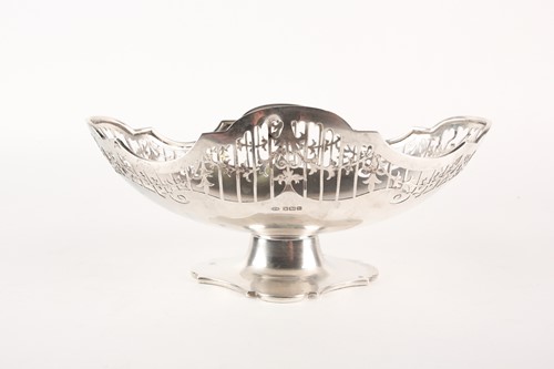 Lot 470 - A late 19th-century silver pedestal fruit...