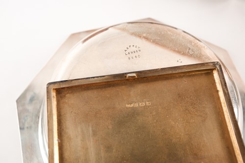 Lot 402 - A George V silver octagonal muffin dish,...