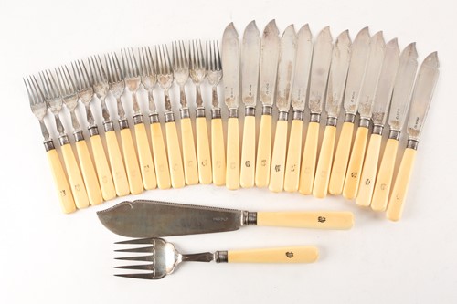 Lot 373 - An early 20th century set for twelve fish...