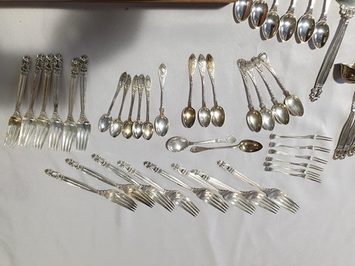 Lot 523 - A Georg Jensen "Acorn" pattern silver part...