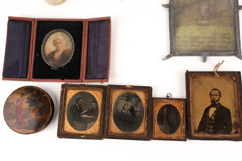 Lot 480 - A mixed group of antique items, to include a...