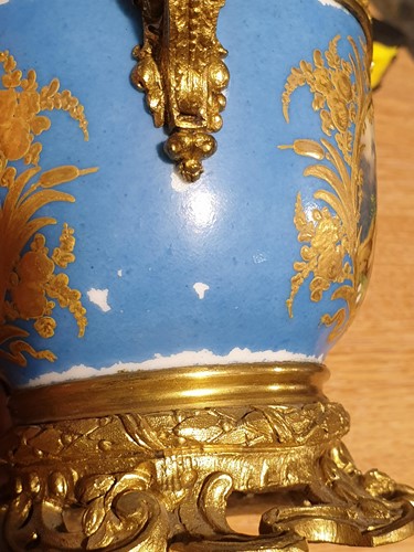 Lot 531 - A 19th century ormolu-mounted Sevres bleu...