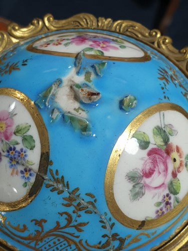 Lot 531 - A 19th century ormolu-mounted Sevres bleu...