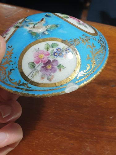 Lot 531 - A 19th century ormolu-mounted Sevres bleu...