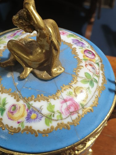 Lot 531 - A 19th century ormolu-mounted Sevres bleu...