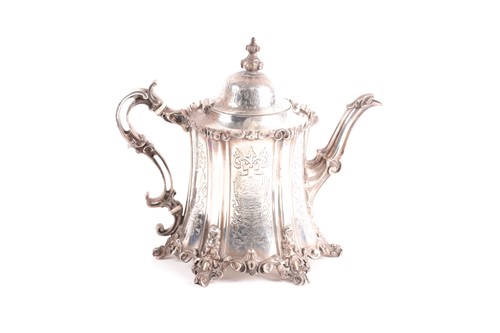 Lot 397 - A Victorian teapot; London 1847 by Joseph...