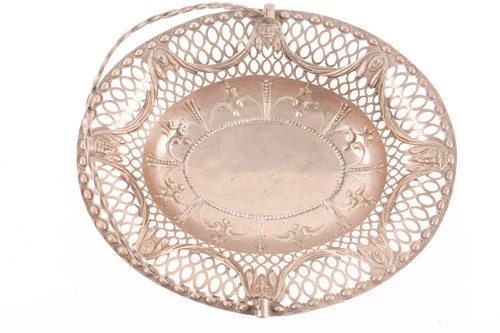 Lot 446 - A George III basket; London 1772 maker's mark...