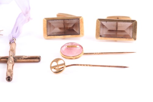 Lot 179 - A group of gentleman's jewellery items,...