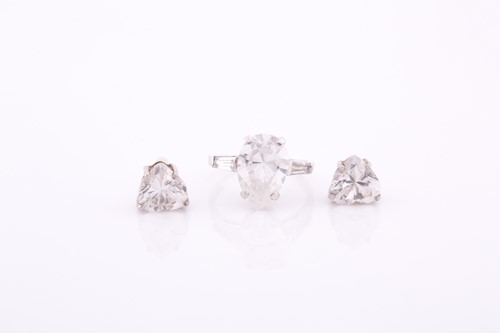 Lot 143 - A 9ct white gold and cubic zirconia cocktail...